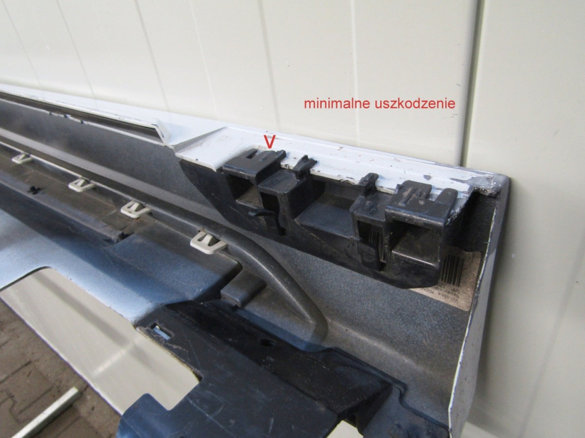 Lajsna praga lijeva BMW 1 F40 M paket 19-