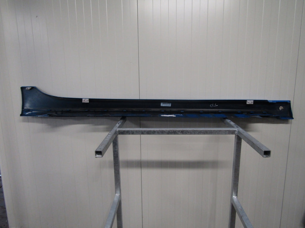 Lajsna praga lijeva BMW 1 F40 M paket 19-