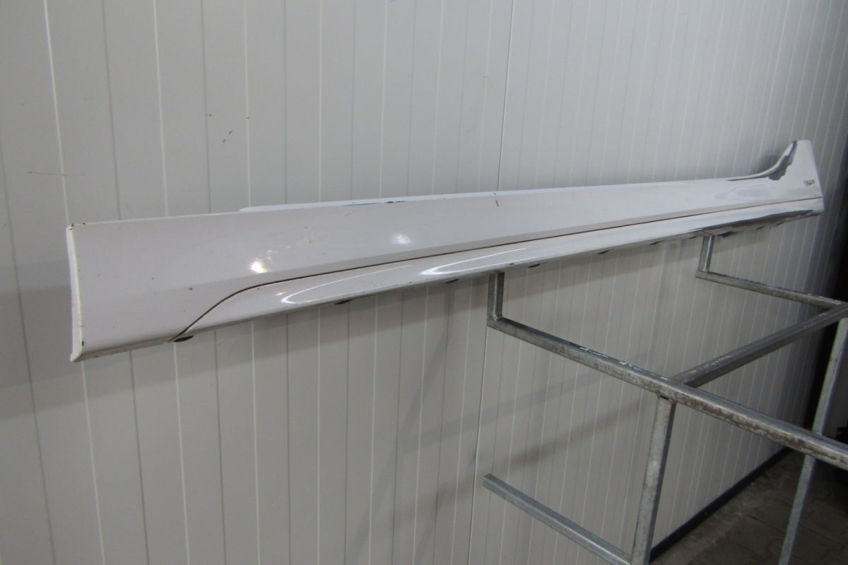 Lajsna praga lijeva BMW 1 F40 M paket 19-