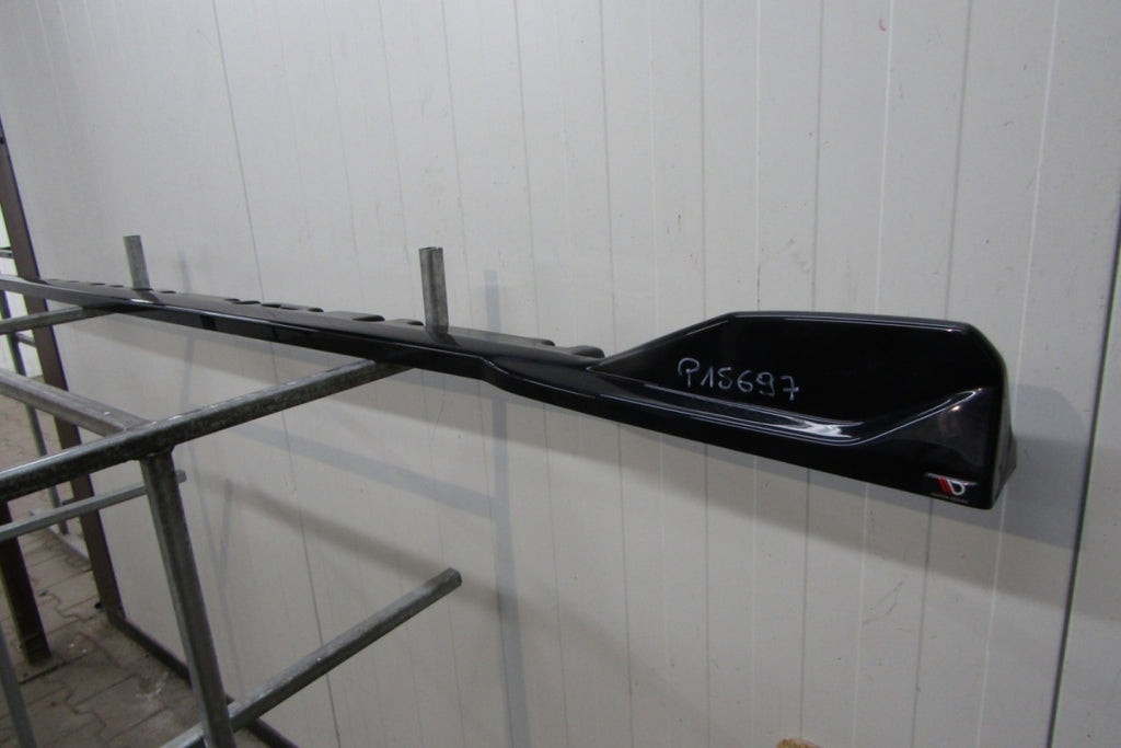 Lajsna praga lijevi BMW 1 F40 19- Maxton Design M135i 128 ti