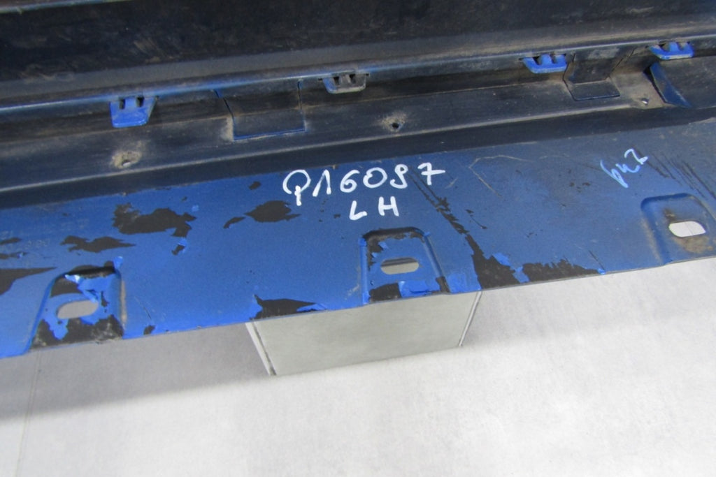 Lajsna praga lijevi BMW 1 F40 M paket 19-