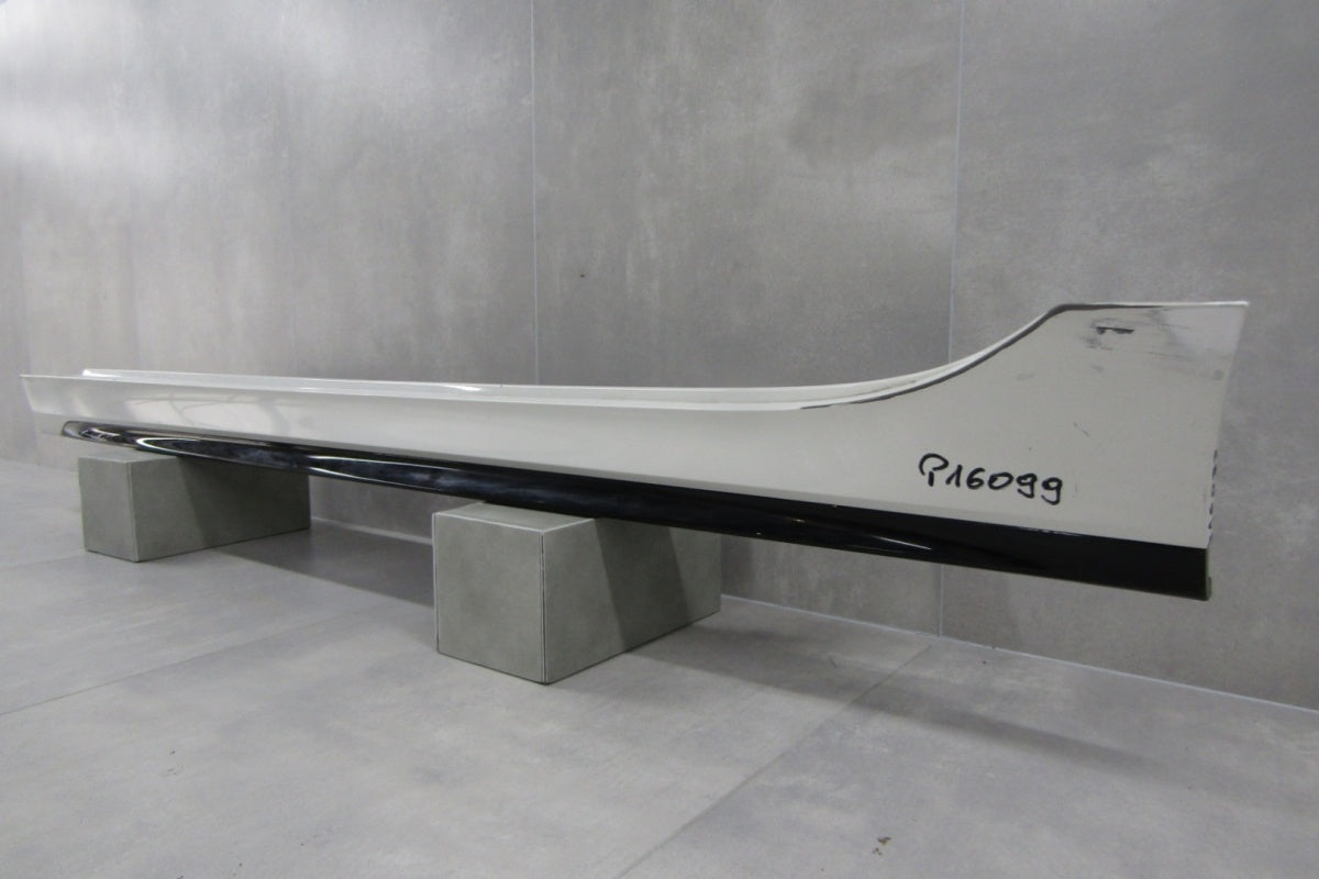 Lajsna praga lijevi BMW 1 F40 M paket 19-