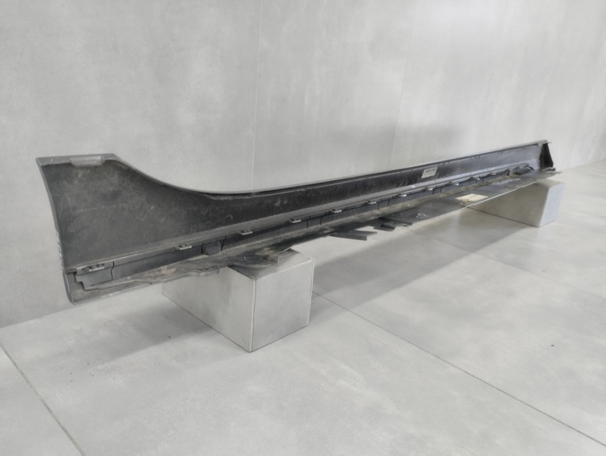 Lajsna praga lijevi BMW 1 F40 M paket 19-