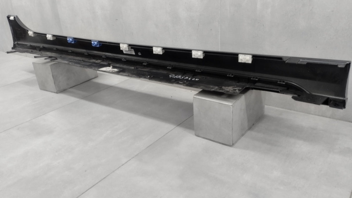 Lajsna praga lijevi BMW 1 F40 M paket 19-