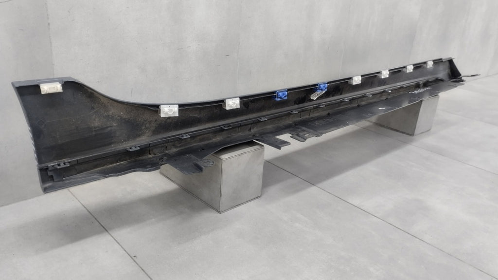 Lajsna praga lijevi BMW 1 F40 M paket 19-