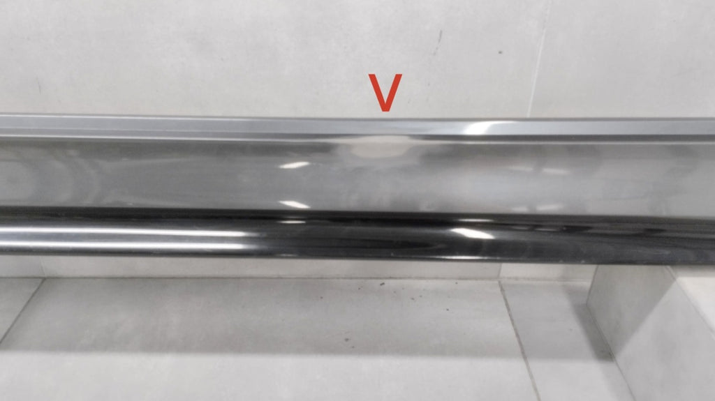 Lajsna praga lijevi BMW 1 F40 M paket 19-