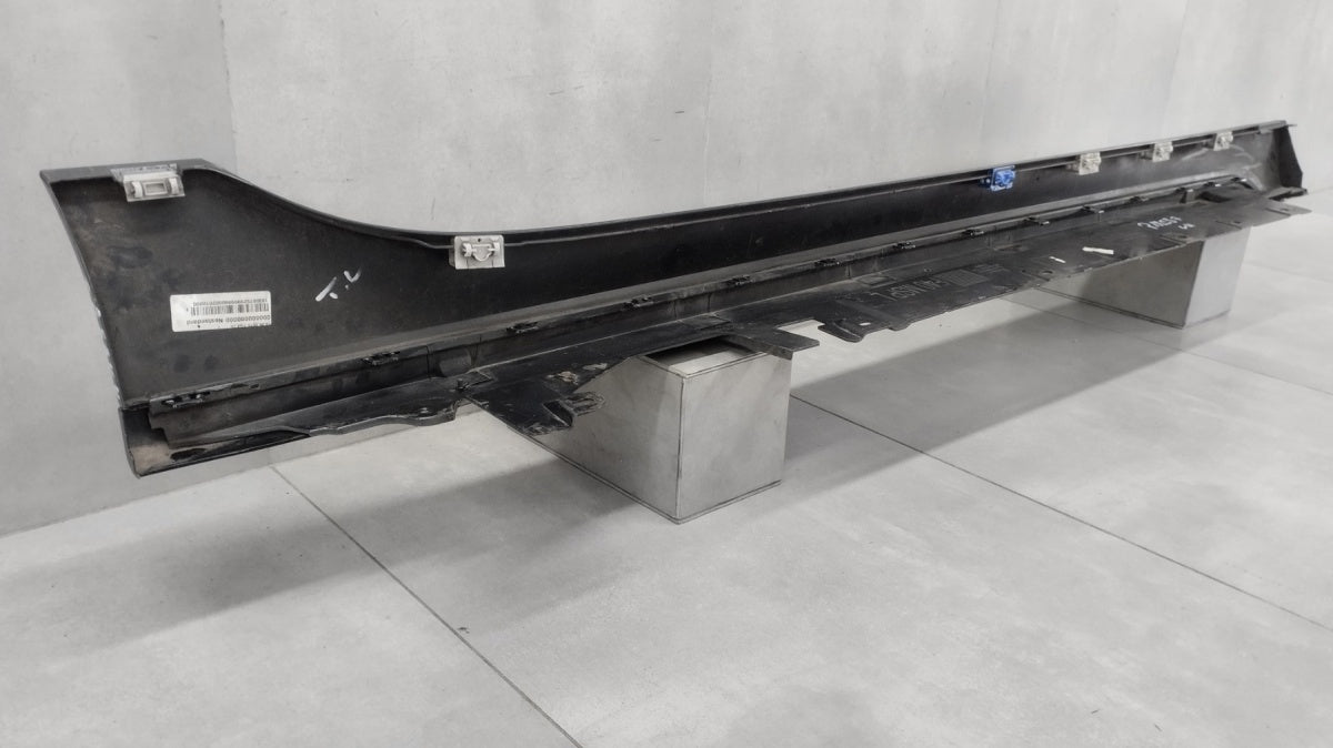 Lajsna praga lijevi BMW 1 F40 M paket 19-