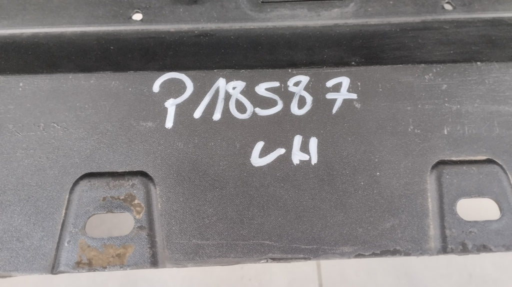 Lajsna praga lijevi BMW 1 F40 M paket 19-