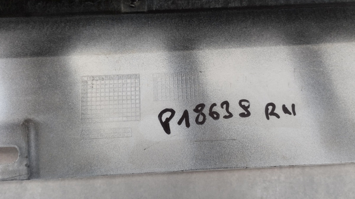 Lajsna praga desni BMW 2 F44 M paket 19-