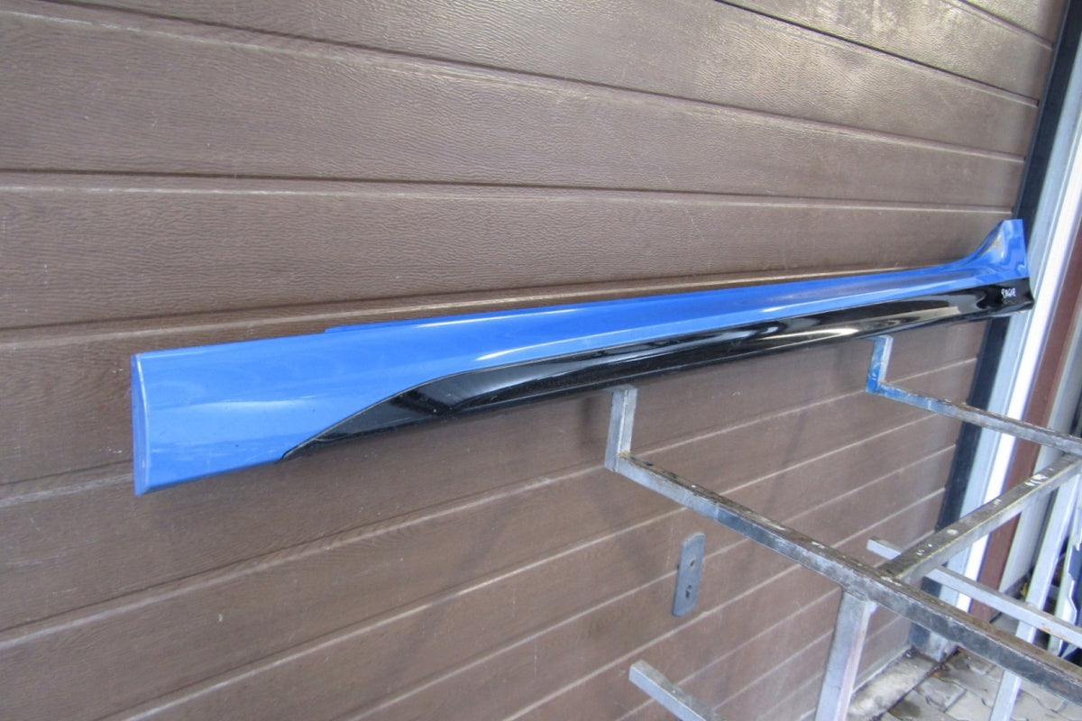 Lajsna praga lijeva BMW 2 F44 M paket 19-