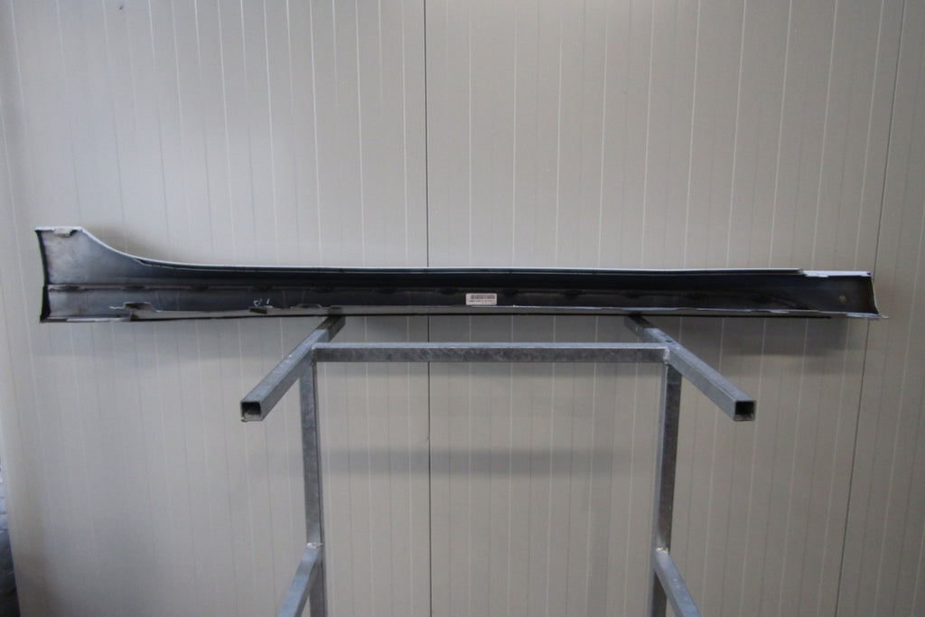 Lajsna praga lijeva BMW 2 F44 M paket 19-