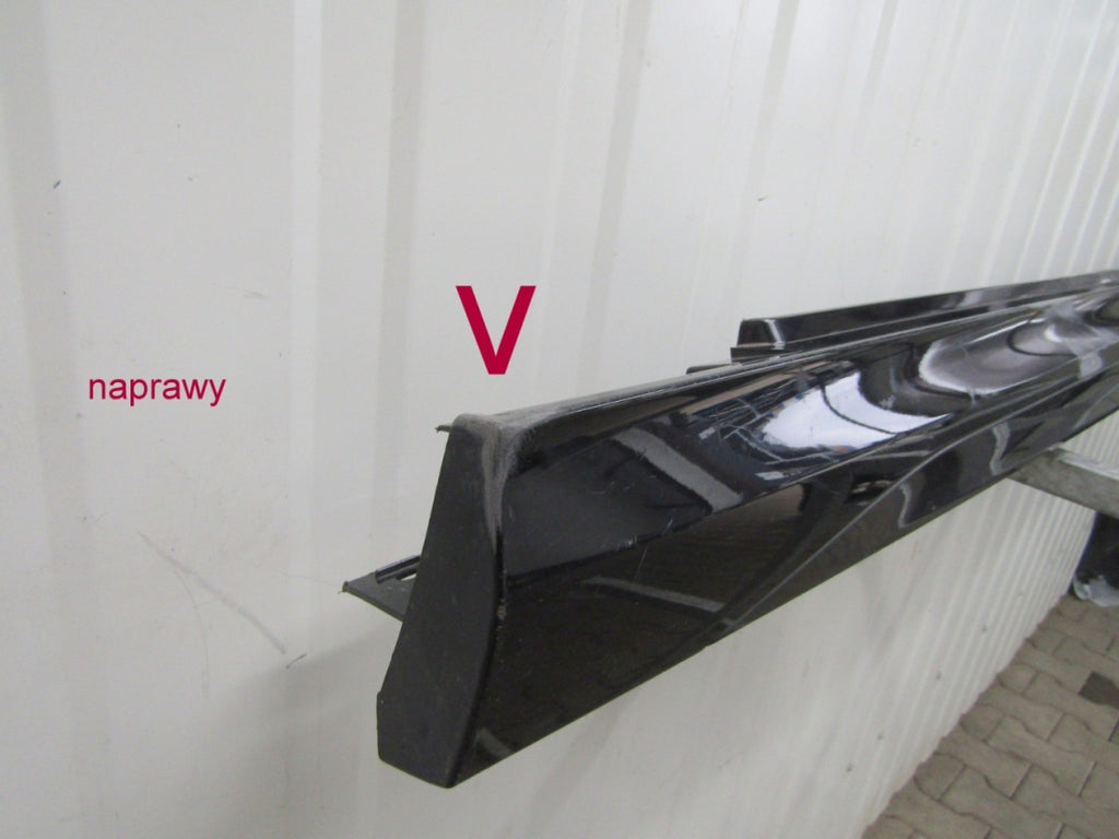 Lajsna praga lijeva BMW 2 F44 M paket 19-