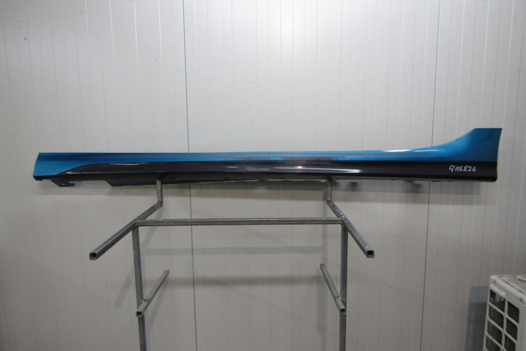 Lajsna praga lijeva BMW 2 F44 M paket 19-