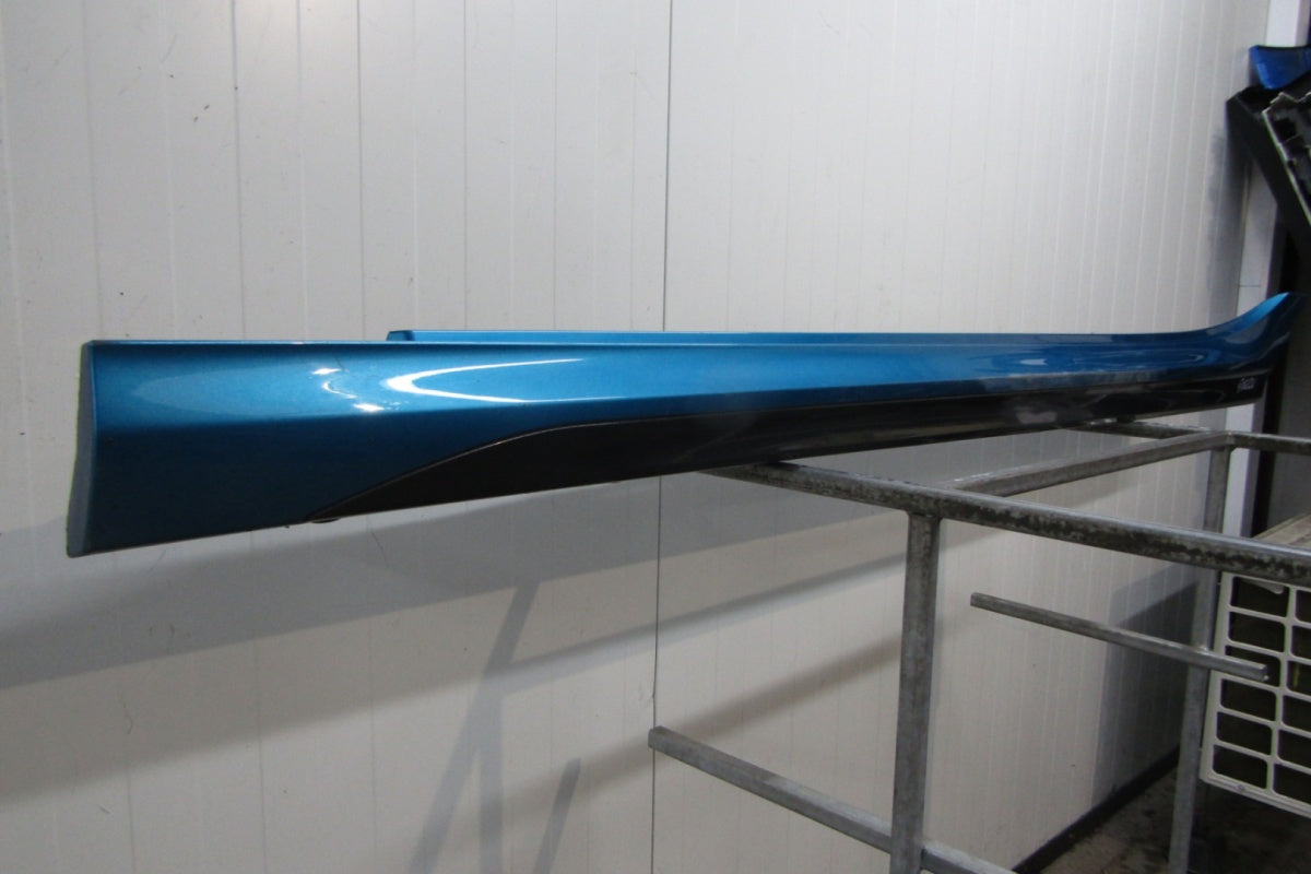 Lajsna praga lijeva BMW 2 F44 M paket 19-