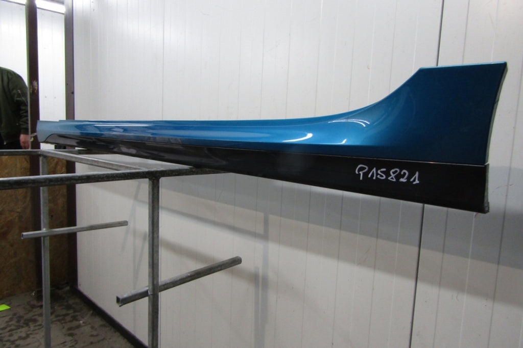 Lajsna praga lijeva BMW 2 F44 M paket 19-