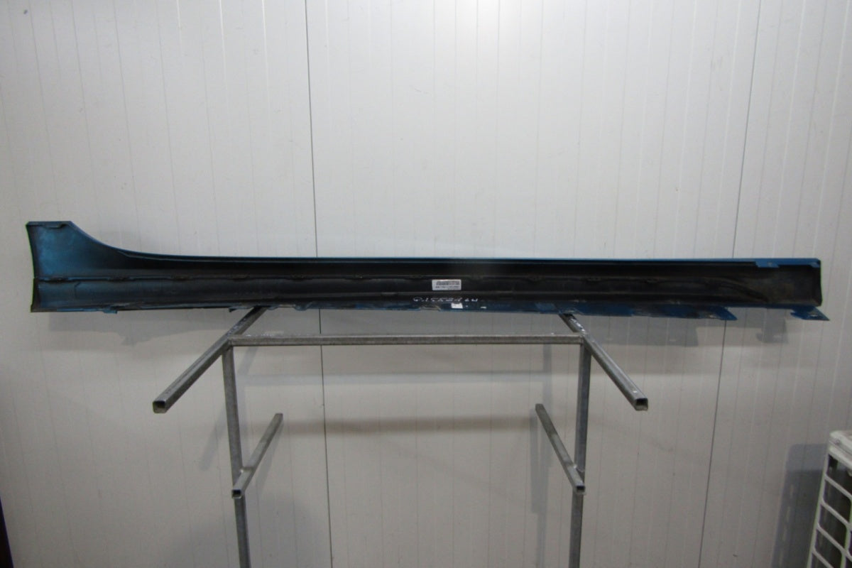 Lajsna praga lijeva BMW 2 F44 M paket 19-
