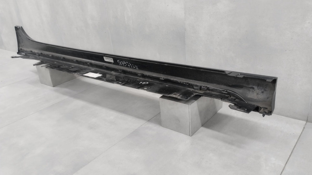 Lajsna praga lijevi BMW 1 F40 M paket 19-