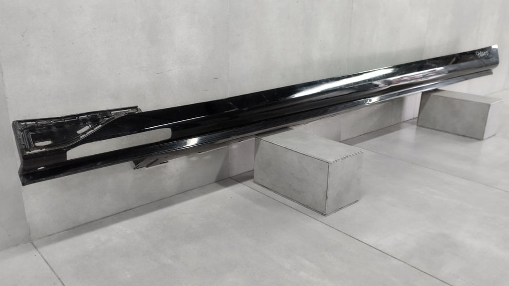 Lajsna praga lijevi BMW 7 G70 i7 Electryk M paket 22-