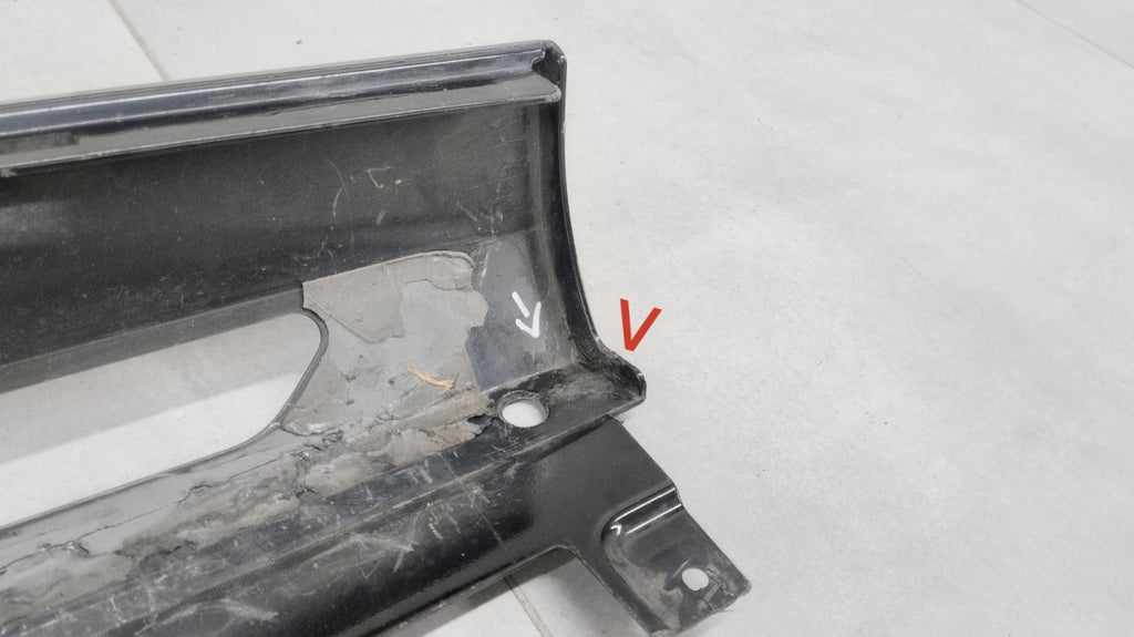 Lajsna praga lijevi BMW 5 G60 G61 M paket 23- sedan kombi