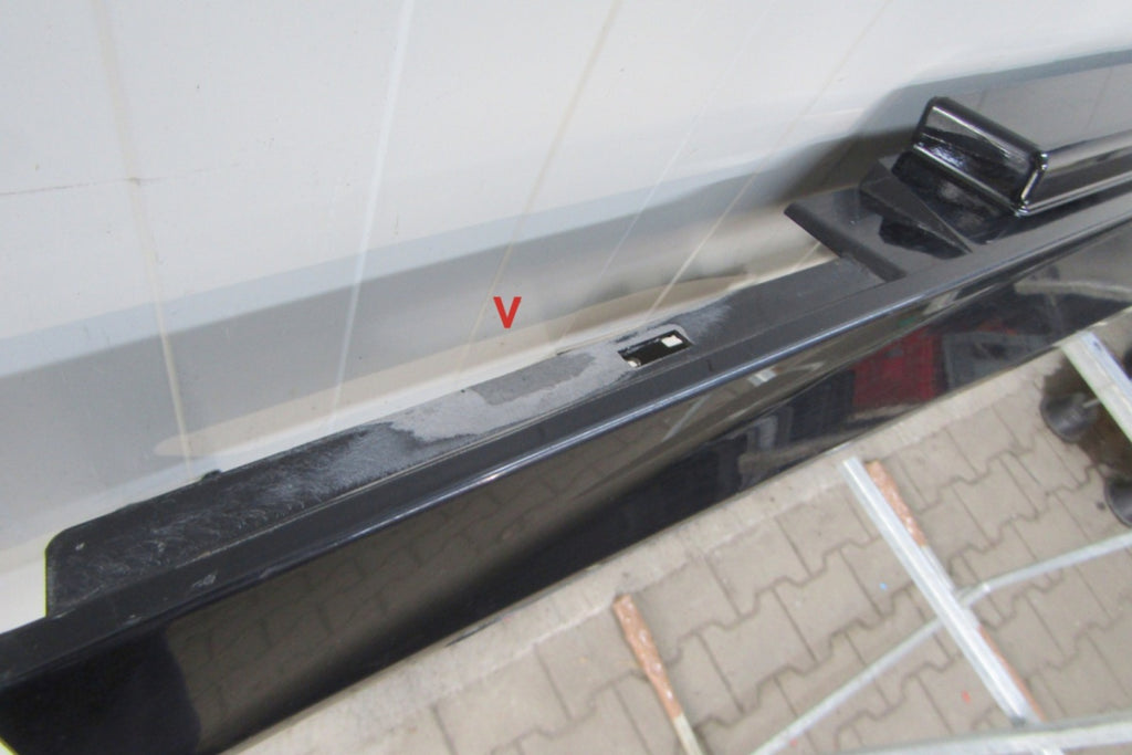 Lajsna praga lijeva BMW 5 G60 G61 M paket 23- sedan kombi