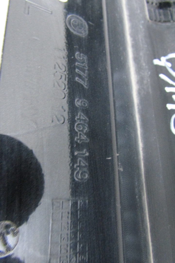 Lajsna praga lijeva BMW 7 G70 Diesel Hybryda 22-