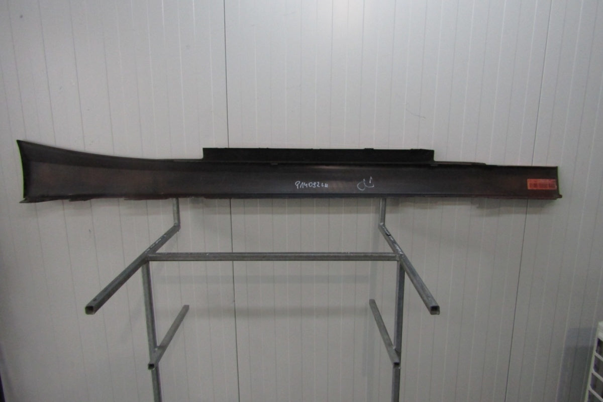 Lajsna praga lijeva BMW F21 11-19 F22 F23 14-21