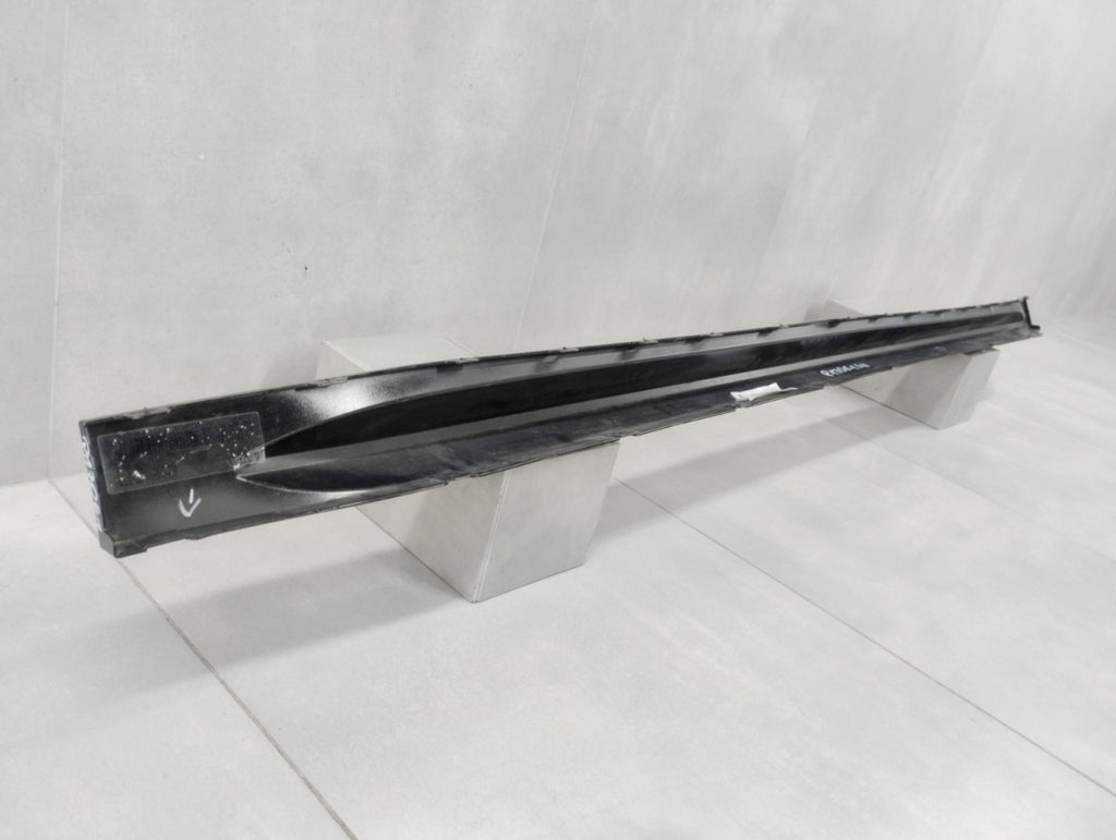 Lajsna praga lijevi BMW G80 M3 20- M-3 51778084407
