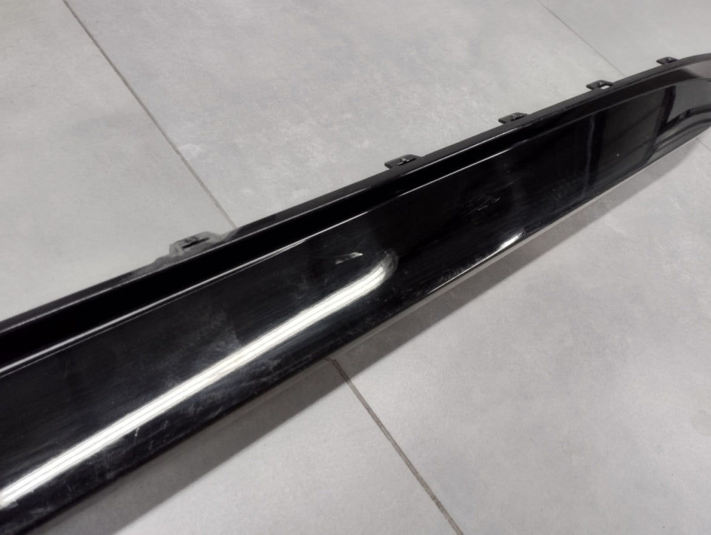 Lajsna praga lijevi BMW G80 M3 20- M-3 51778084407