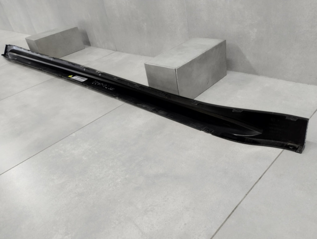 Lajsna praga lijevi BMW G80 M3 20- M-3 51778084407
