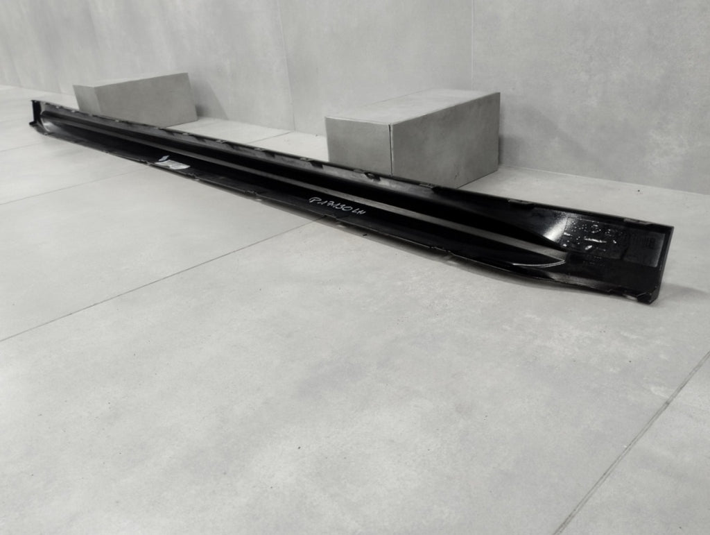 Lajsna praga lijevi BMW G80 M3 20- M-3 51778084407