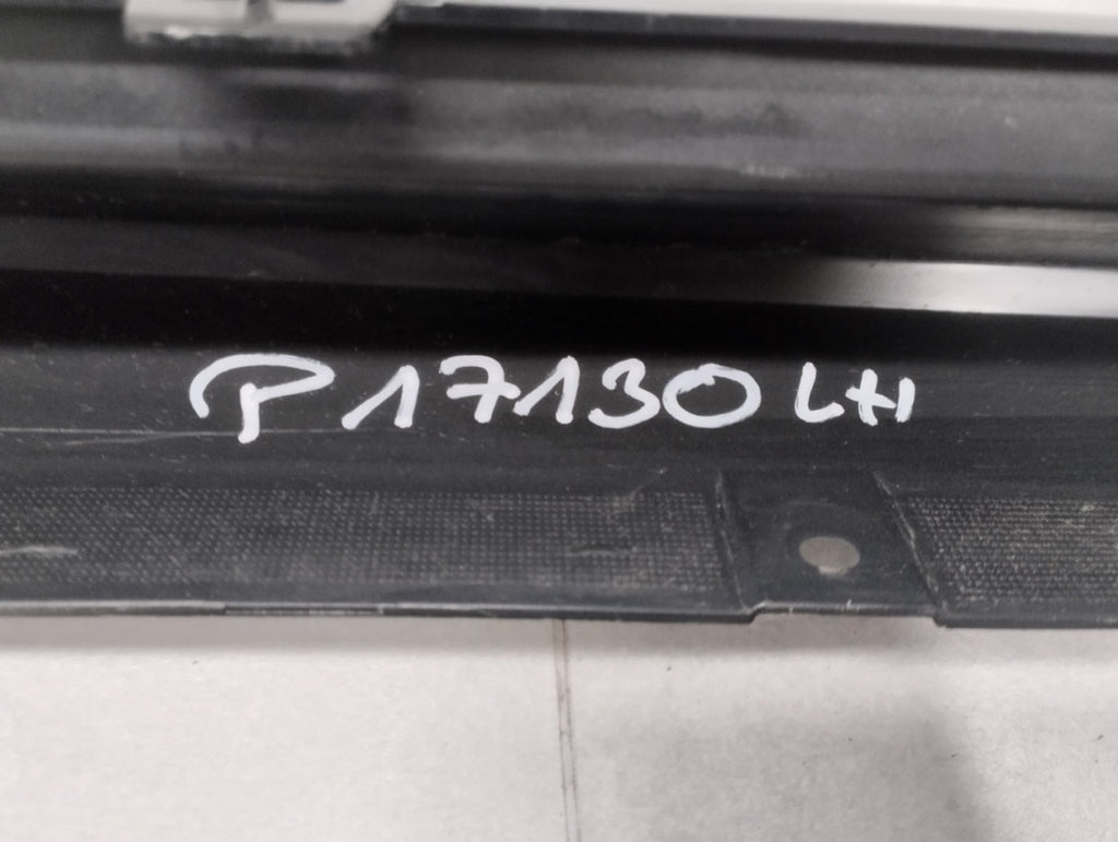 Lajsna praga lijevi BMW G80 M3 20- M-3 51778084407