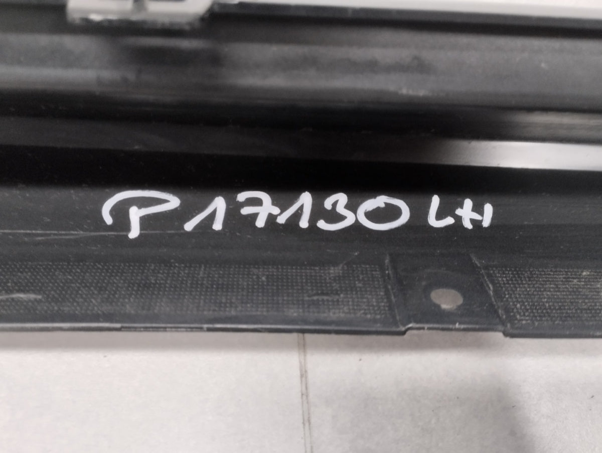Lajsna praga lijevi BMW G80 M3 20- M-3 51778084407