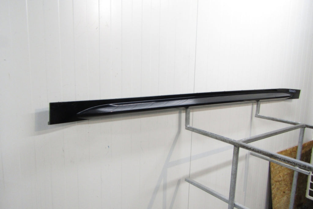 Lajsna praga lijevi BMW G80 M3 20- M-3 51778084407