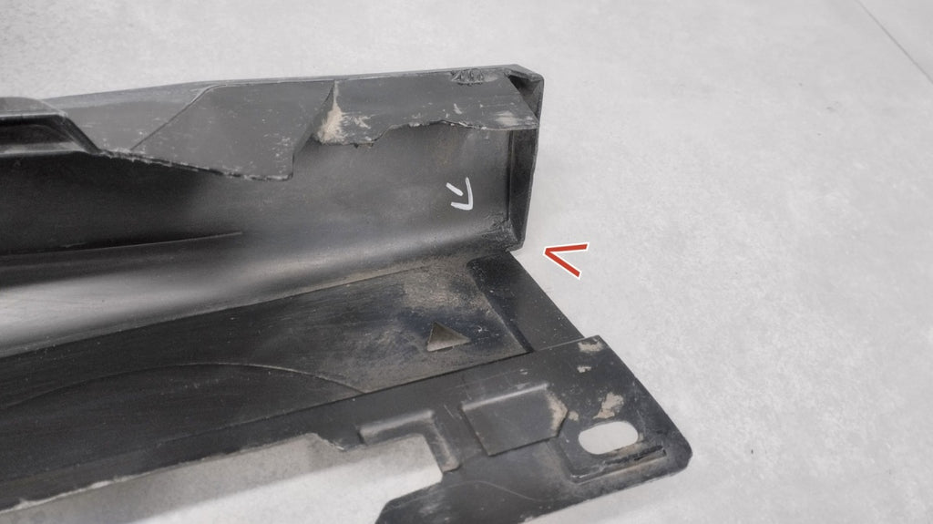Lajsna praga lijevi BMW IX2 ix 2 U10 M paket 23-