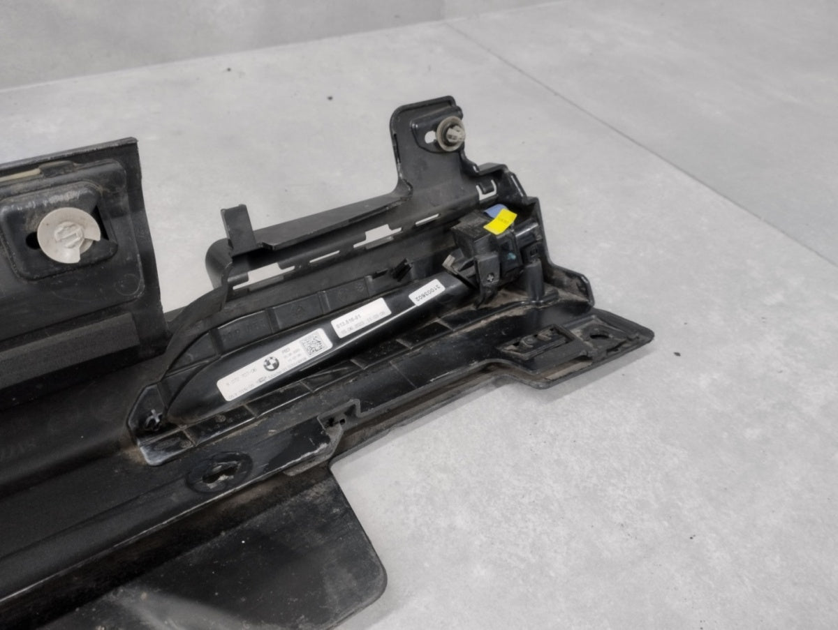 Lajsna praga lijevi BMW IX3 i X3 G08 Led M paket