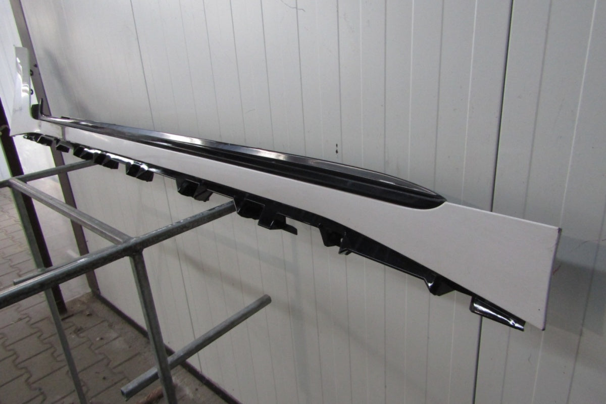 Lajsna praga lijeva BMW i4 G26 M paket 20- i-4