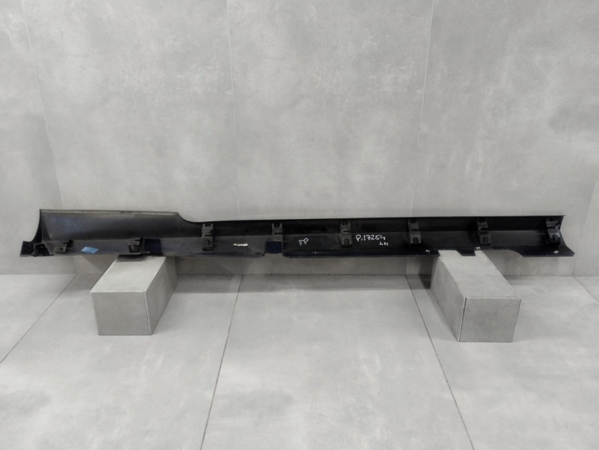 Lajsna praga lijevi Ford Fiesta MK8 ST 3D 18-