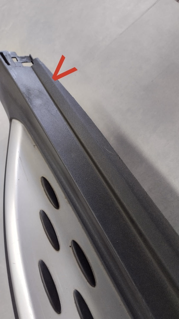 Lajsna praga desni Mercedes GLC II X 254 22- stopień