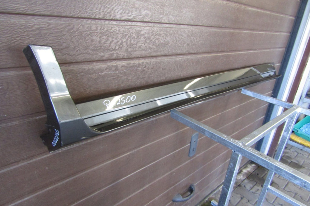 Lajsna praga desna Ford Kuga MK2 Titanium ST 12-