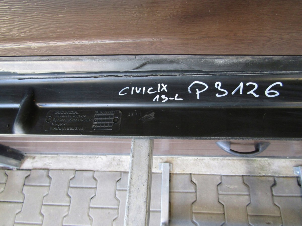 Lajsna praga lijeva Honda Civic IX 13- Carbon