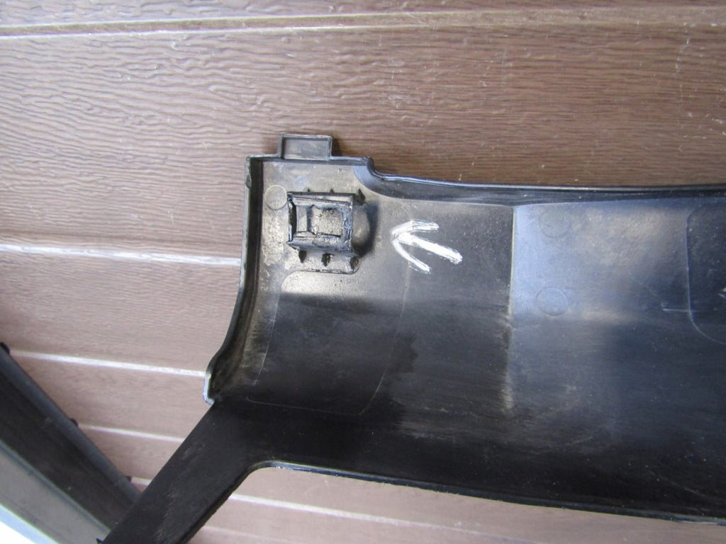 Lajsna praga lijeva Honda HRV HR-V 15- obloga