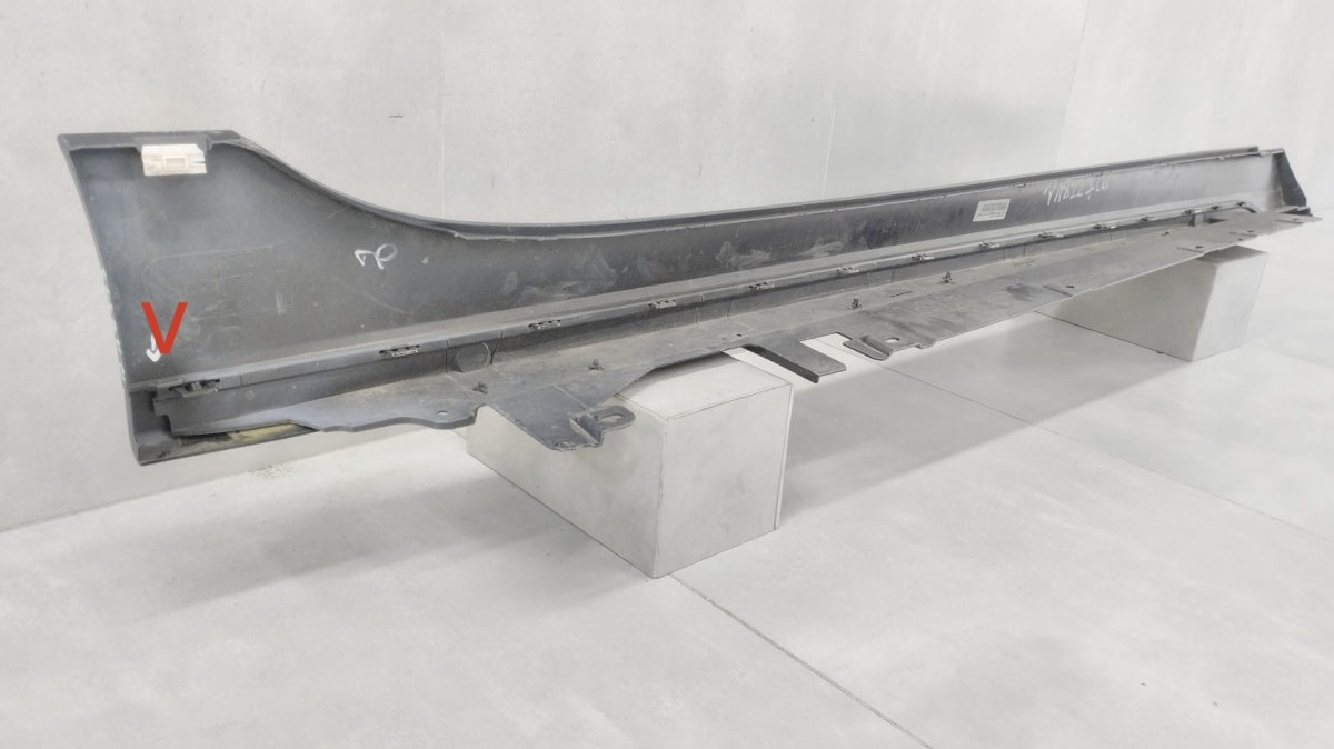 Lajsna praga lijevi BMW 1 F40 M paket 19-