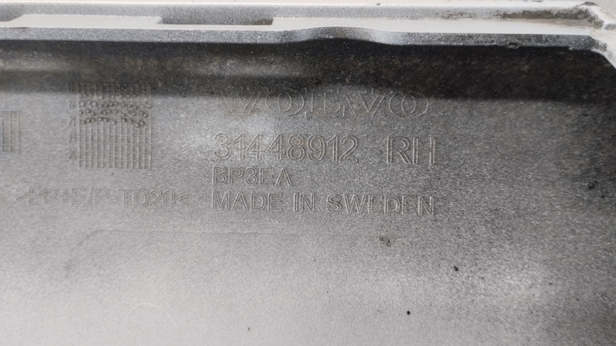 Lajsna praga desni VOLVO S60 III V60 II 18-