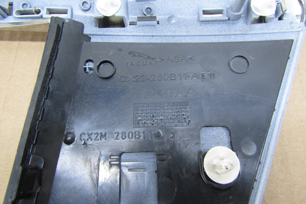 Blatobran lajsna a prednji emblemat lijevi lijevi Jaguar XF X250 lift 11-15