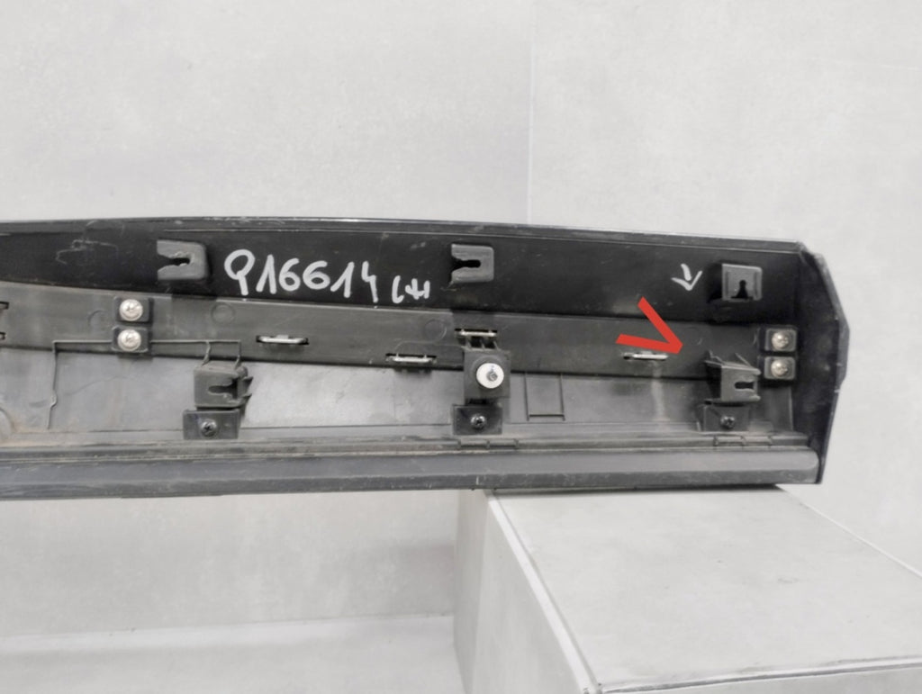 Blatobran Listwa a lijevi zadnji KIA EV6 EV-6 21- 87733-CV100