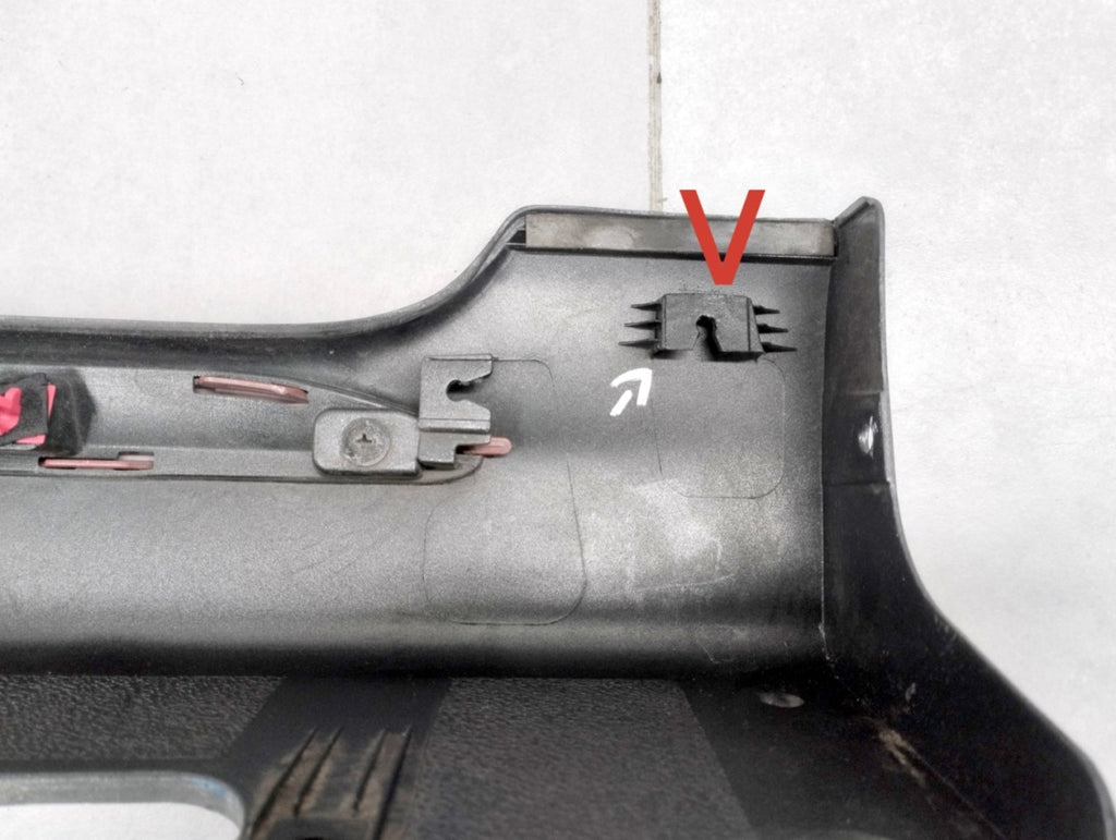 Lajsna praga lijeva KIA PICANTO 5D GT Line 17-