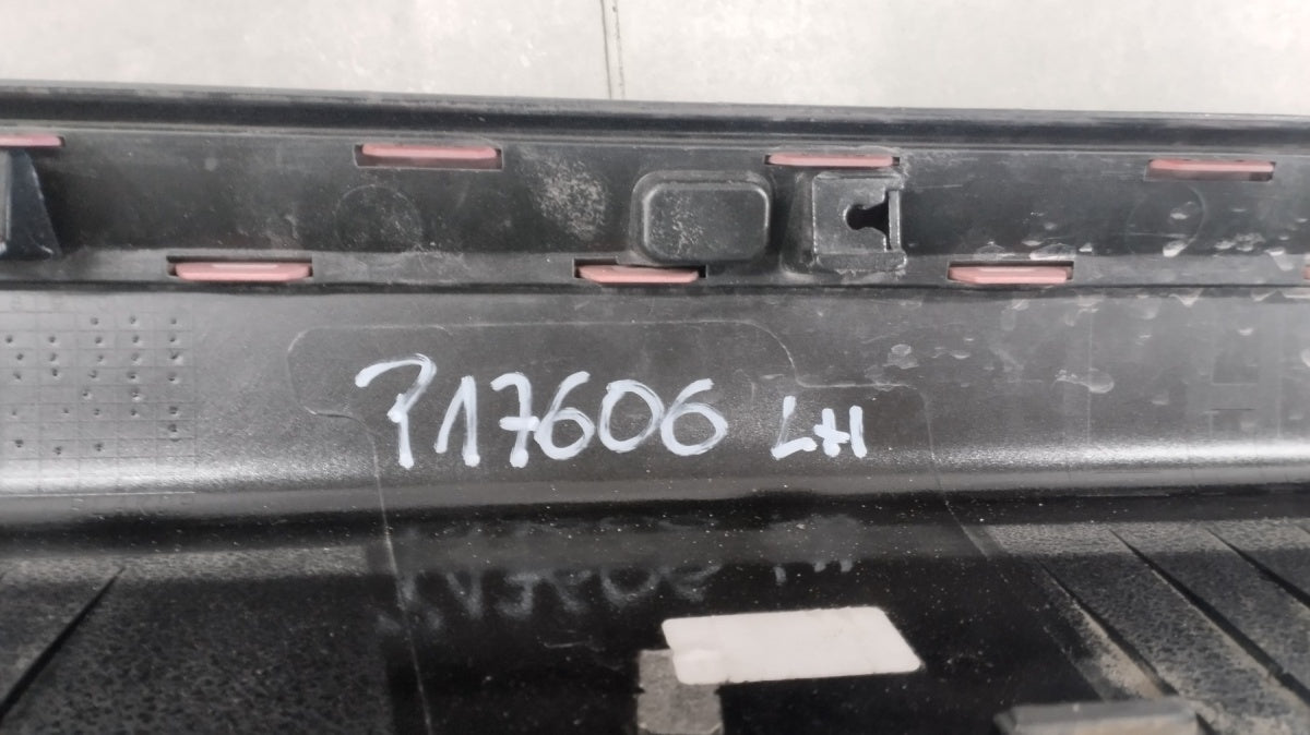 Lajsna praga lijevi KIA PICANTO 5D GT Line 17-
