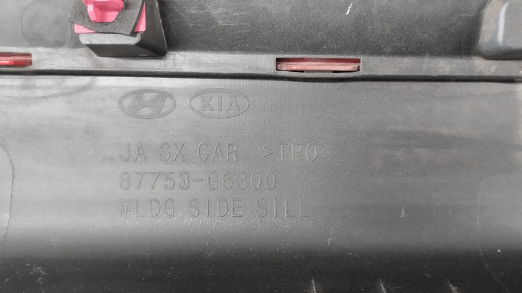 Lajsna praga lijevi KIA PICANTO 5D GT Line 17-