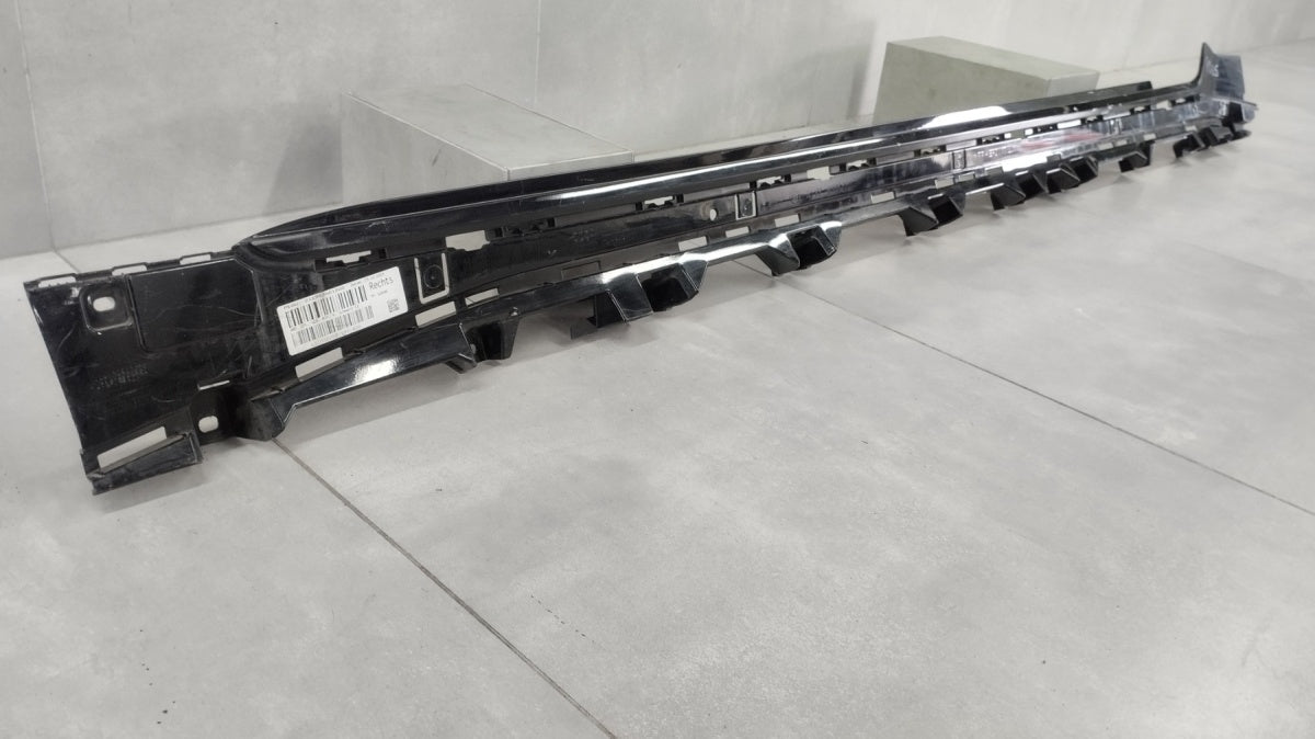 Lajsna praga ślizg mocowanie desni BMW i4 G26 M paket 20-