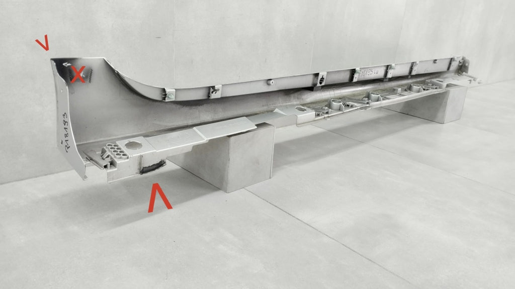Lajsna praga lijevi Toyota Prius IV 15-23 XW50 75860-47080